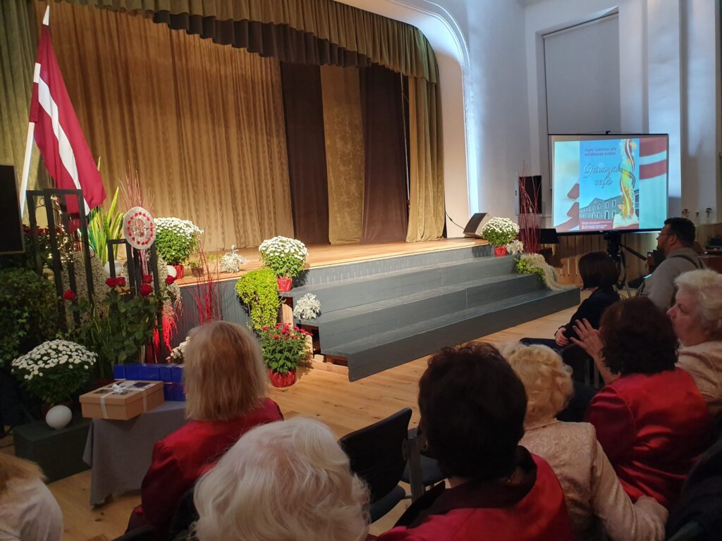 Aluksniesiem.lv raksta attēla aizvietotājs