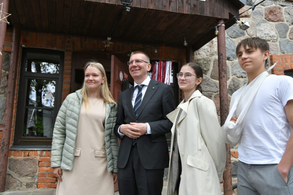 Aluksniesiem.lv raksta attēla aizvietotājs