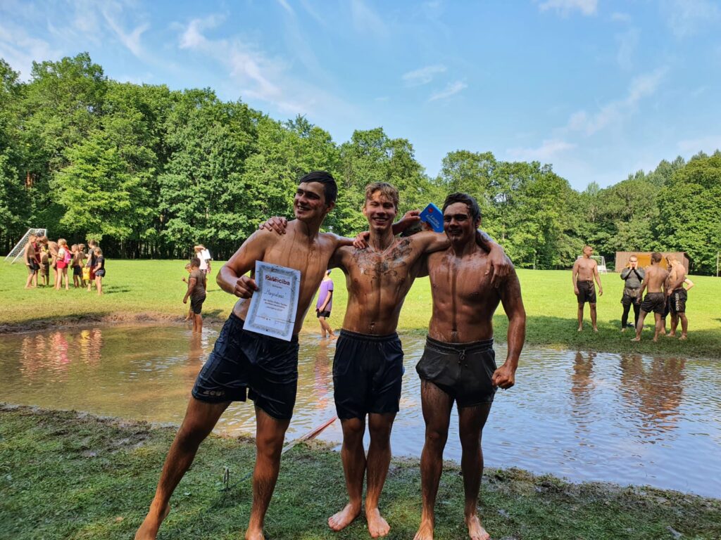 Aluksniesiem.lv raksta attēla aizvietotājs