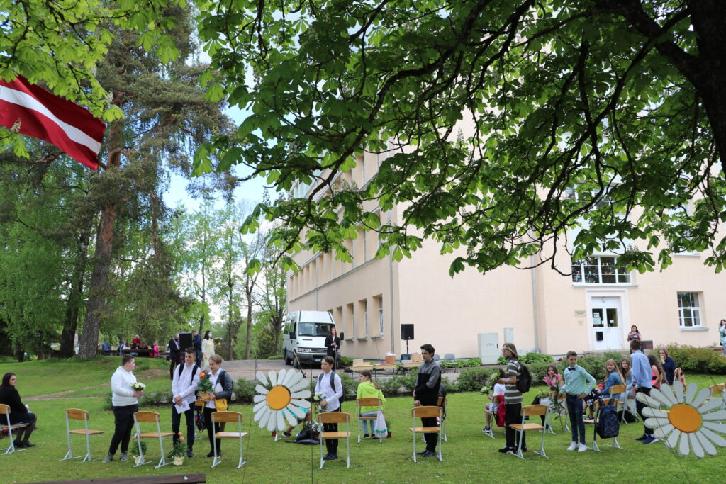 Aluksniesiem.lv raksta attēla aizvietotājs