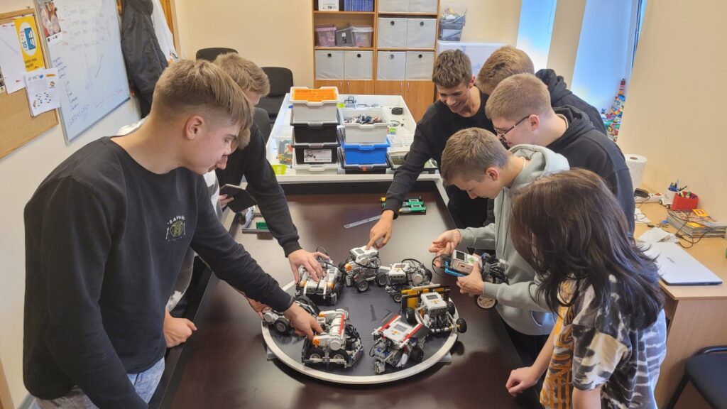 Aluksniesiem.lv raksta attēla aizvietotājs