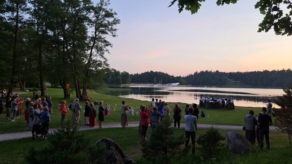 Aluksniesiem.lv raksta attēla aizvietotājs