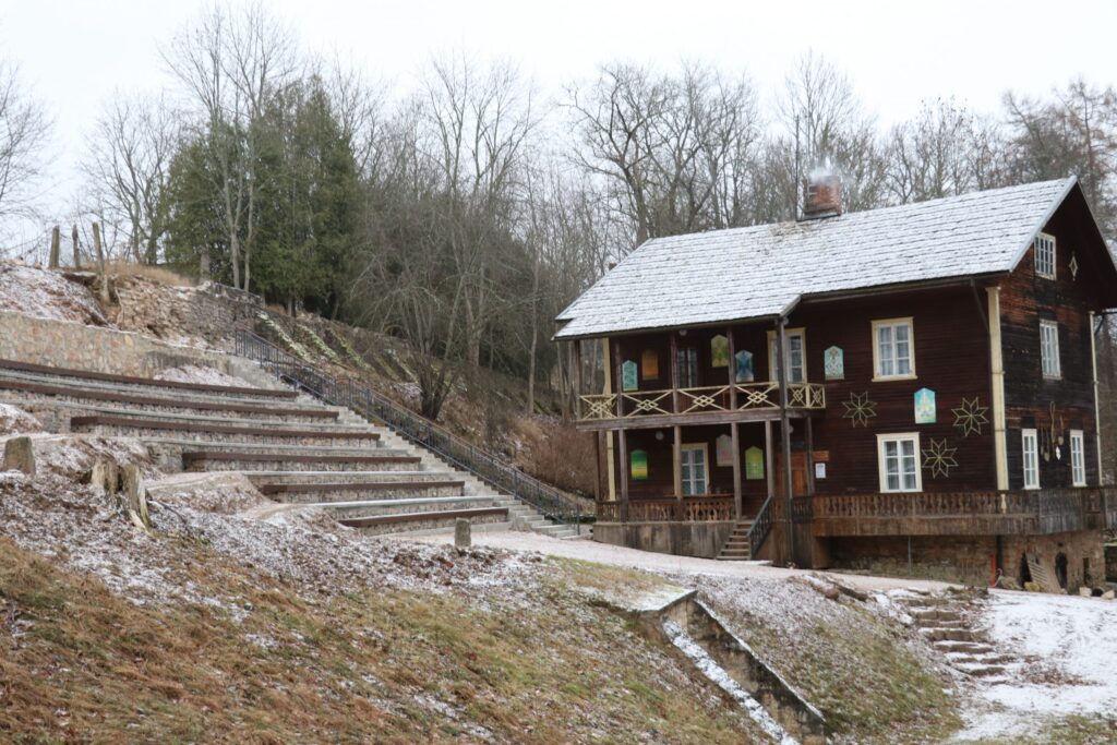 Aluksniesiem.lv raksta attēla aizvietotājs