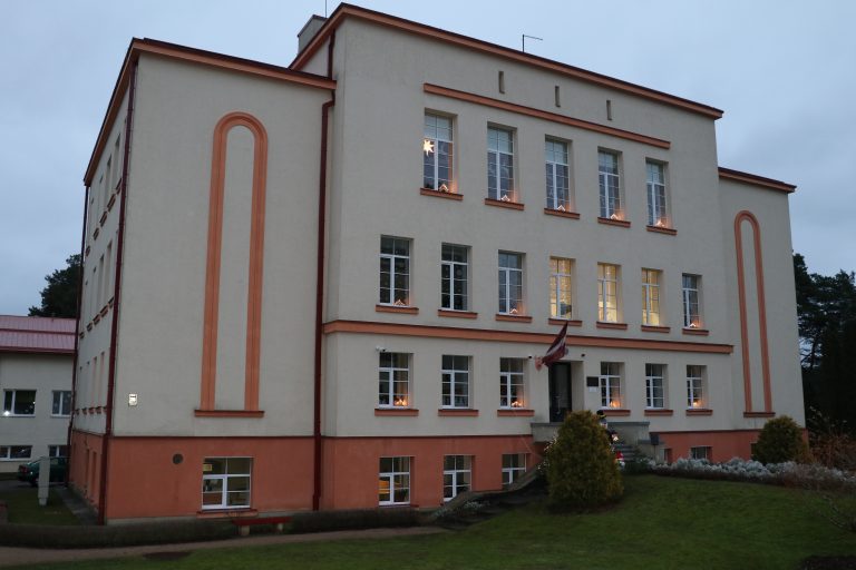 Aluksniesiem.lv raksta attēla aizvietotājs