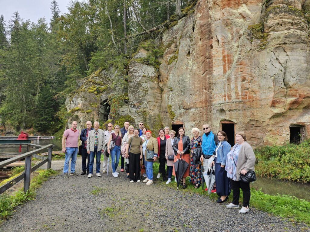 Aluksniesiem.lv raksta attēla aizvietotājs