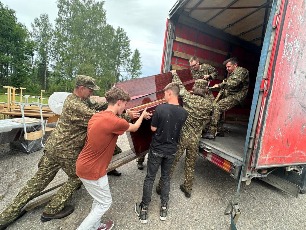 Aluksniesiem.lv raksta attēla aizvietotājs