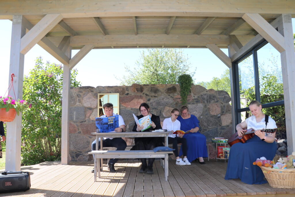 Aluksniesiem.lv raksta attēla aizvietotājs