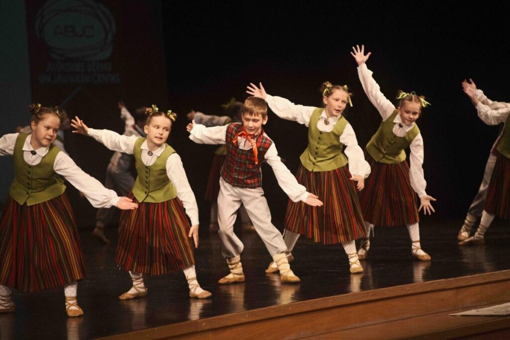 Aluksniesiem.lv raksta attēla aizvietotājs