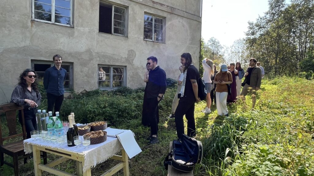 Aluksniesiem.lv raksta attēla aizvietotājs