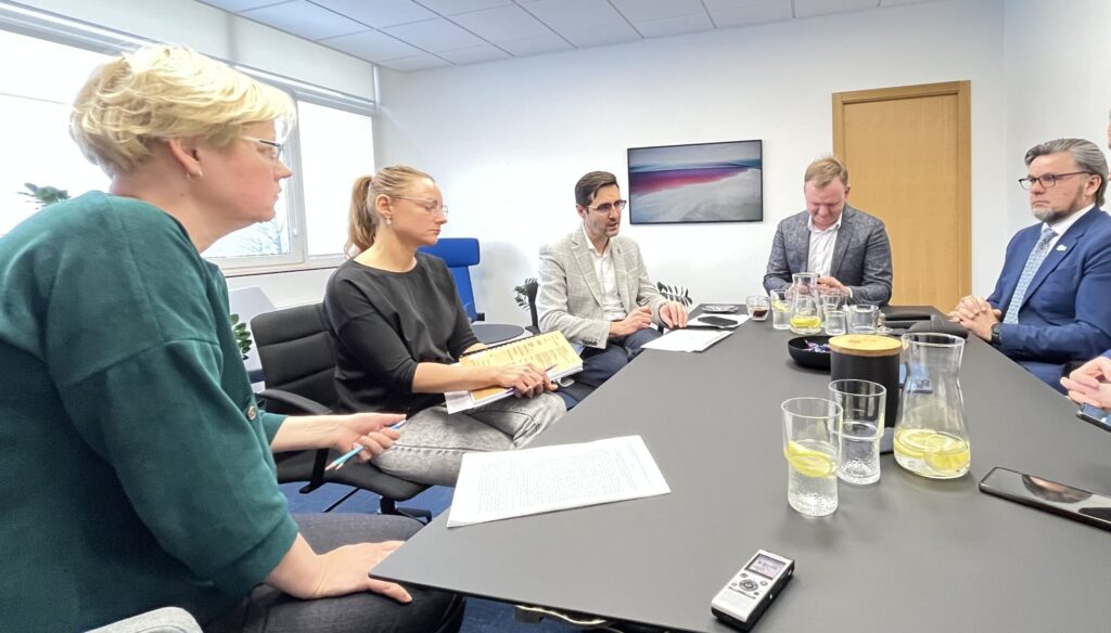 Aluksniesiem.lv raksta attēla aizvietotājs