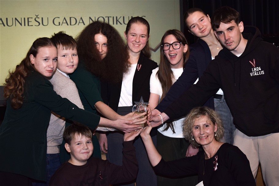 Aluksniesiem.lv raksta attēla aizvietotājs